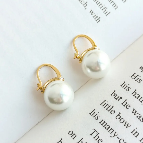 Alicia Bonnie Jewelry - NEW Alicia Bonnie Earrings 14k Rose Gold Blanche in Genuine White Pearl